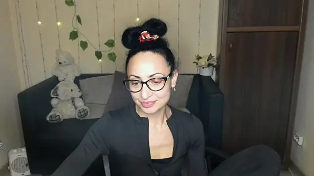 Snapshot of Arianasweety23 chatting on 01-07-25, 03:33 Arianasweety23 online show from 01-07-25, 03:33