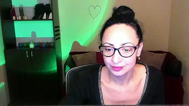 Snapshot of Arianasweety23 chatting on 01-10-25, 06:31 Arianasweety23 online show from 01-10-25, 06:31
