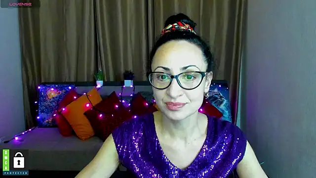 Snapshot of Arianasweety23 chatting on 01-14-25, 06:28 Arianasweety23 online show from 01-14-25, 06:28