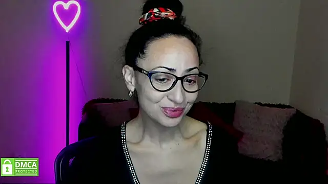 Snapshot of Arianasweety23 chatting on 02-10-25, 06:31 Arianasweety23 online show from 02-10-25, 06:31