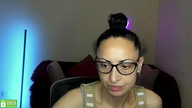 Snapshot of Arianasweety23 chatting on 09-17-25, 05:25 Arianasweety23 online show from 09-17-25, 05:25