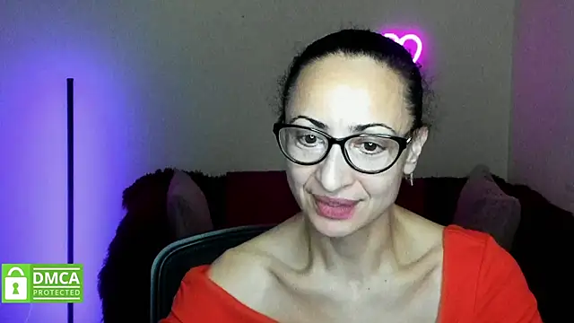 Snapshot of Arianasweety23 chatting on 10-08-25, 05:32 Arianasweety23 online show from 10-08-25, 05:32