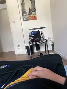 rominoucoquin online show from 12-26-24, 01:21