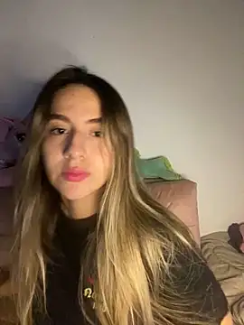 Snapshot of kissa_16 chatting on 03-22-26, 06:39 kissa 16 online show from 03-22-26, 06:39