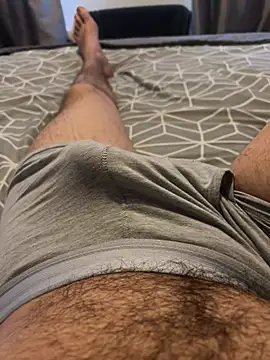 Snapshot of 22TT2295 chatting on 03-12-25, 09:44 22TT2295 online show from 03-12-25, 09:44