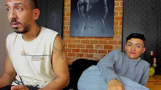 AntonAndSofii online show from 01-26-25, 05:23