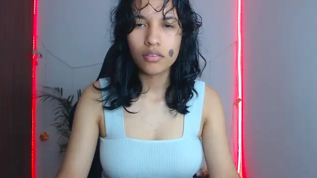 Snapshot of mari_heart chatting on 12-02-25, 04:51 mari heart online show from 12-02-25, 04:51