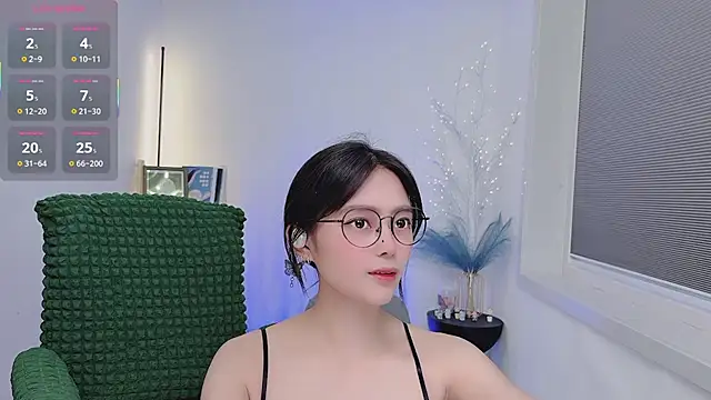 Snapshot of Natasha2025 chatting on 11-20-25, 01:11 Natasha2025 online show from 11-20-25, 01:11