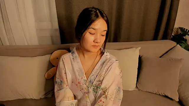 Maekko online show from 03-15-26, 06:25