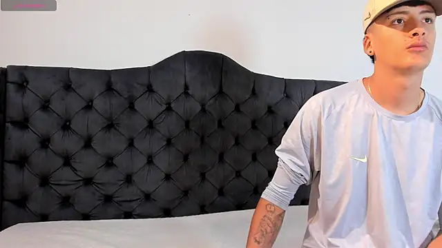 two milkyway online show from 10-08-25, 12:36