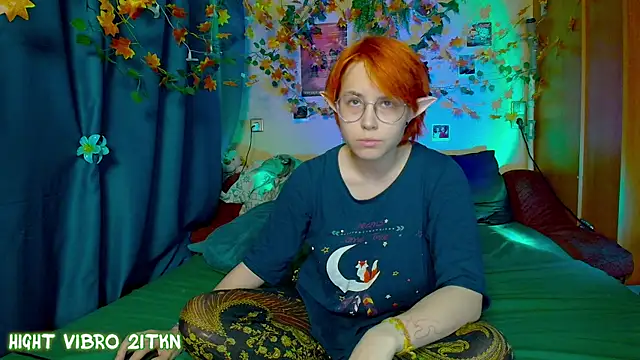 TrickyKitsune online show from 11-03-25, 01:45