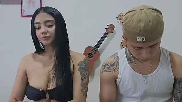 Snapshot of Thiago_x_Sahara chatting on 01-09-26, 11:46 Thiago x Sahara online show from 01-09-26, 11:46