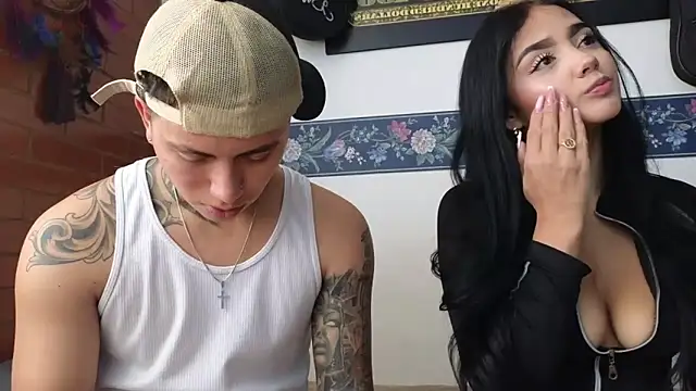 Snapshot of Thiago_x_Sahara chatting on 02-16-26, 12:56 Thiago x Sahara online show from 02-16-26, 12:56