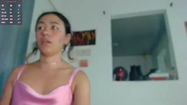 Snapshot of Maam_Ine chatting on 11-13-25, 12:42 Maam Ine online show from 11-13-25, 12:42