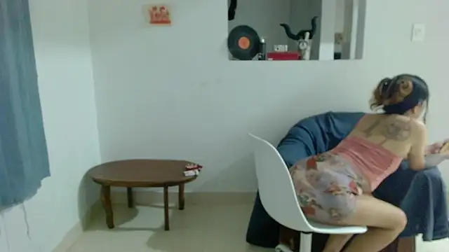 Snapshot of Maam_Ine chatting on 01-05-26, 11:30 Maam Ine online show from 01-05-26, 11:30