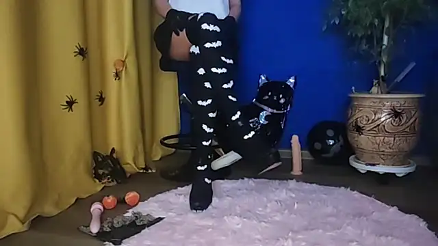 Snapshot of Jennifer_Braun chatting on 10-24-25, 05:53 Jennifer Braun online show from 10-24-25, 05:53