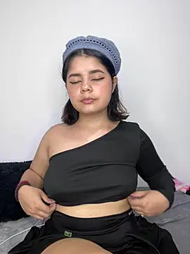 pretty angela1 online show from 02-03-25, 01:30