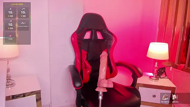 LunaPleasure online show from 04-12-26, 07:35