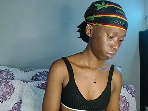 Snapshot of xxSexyTalia28 chatting on 01-16-26, 02:10 xxSexyTalia28 online show from 01-16-26, 02:10