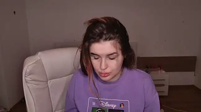 Snapshot of StellaFrost chatting on 03-11-25, 11:01 StellaFrost online show from 03-11-25, 11:01