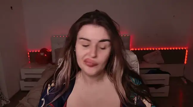 Snapshot of StellaFrost chatting on 03-17-25, 06:53 StellaFrost online show from 03-17-25, 06:53