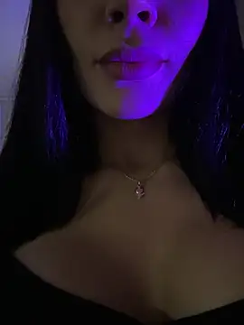 Snapshot of Karol_Towers chatting on 03-10-25, 11:49 Karol Towers online show from 03-10-25, 11:49