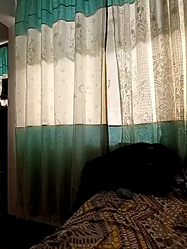 Snapshot of Isabellitasexi38 chatting on 02-11-25, 04:02 Isabellitasexi38 online show from 02-11-25, 04:02