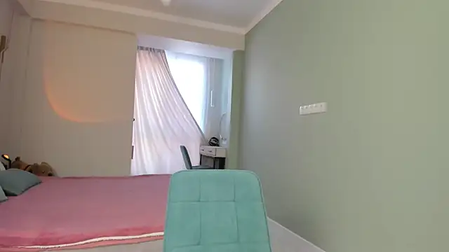 Snapshot of mysticsirenn chatting on 03-08-25, 08:22 mysticsirenn online show from 03-08-25, 08:22