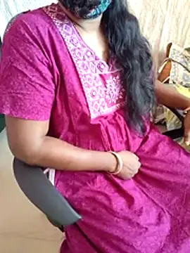 Snapshot of Tamil_roja69 chatting on 06-25-26, 05:34 Tamil roja69 online show from 06-25-26, 05:34