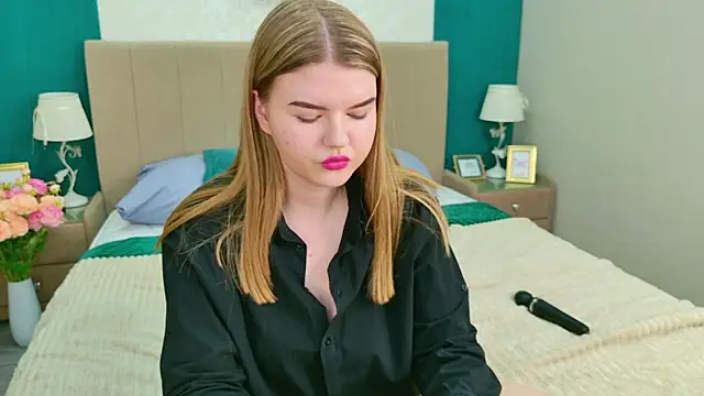 Snapshot of JessyCoss chatting on 03-15-25, 02:45 JessyCoss online show from 03-15-25, 02:45