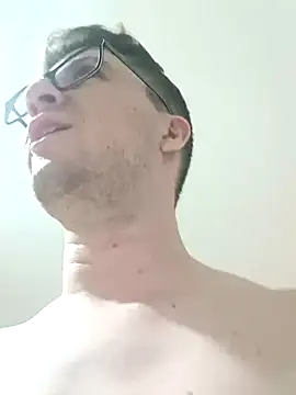 Snapshot of MrBelac chatting on 12-30-24, 05:26 MrBelac online show from 12-30-24, 05:26