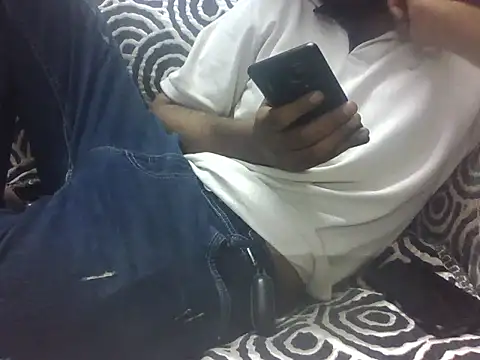 Snapshot of indihotguy chatting on 06-22-26, 12:24 indihotguy online show from 06-22-26, 12:24