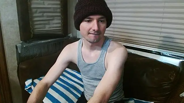 Snapshot of feelingverynaughty chatting on 02-18-26, 05:09 feelingverynaughty online show from 02-18-26, 05:09