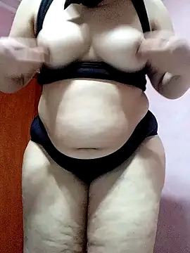 Snapshot of Botina-68 chatting on 03-17-25, 12:41 Botina-68 online show from 03-17-25, 12:41