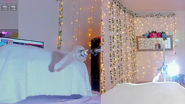 Maria Jones  online show from 01-26-25, 01:31