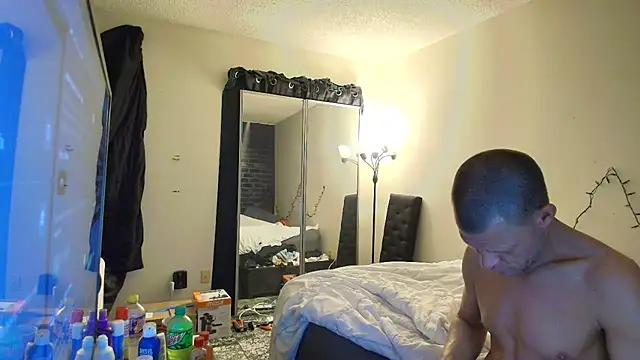 hotemberly jake online show from 12-30-24, 05:23