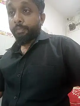 Snapshot of carria_homes chatting on 01-21-25, 07:26 carria homes online show from 01-21-25, 07:26