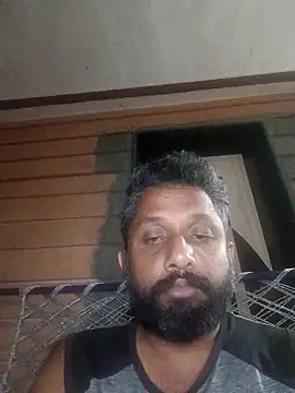 Snapshot of carria_homes chatting on 10-17-25, 05:48 carria homes online show from 10-17-25, 05:48