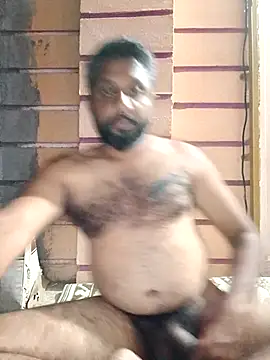 Snapshot of carria_homes chatting on 10-27-25, 06:45 carria homes online show from 10-27-25, 06:45