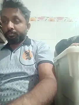 Snapshot of carria_homes chatting on 01-06-26, 06:33 carria homes online show from 01-06-26, 06:33