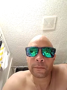 Snapshot of 3patica chatting on 01-21-25, 06:23 3patica online show from 01-21-25, 06:23