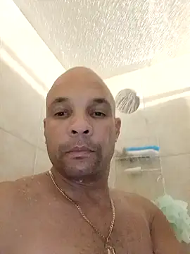 Snapshot of 3patica chatting on 02-05-25, 01:04 3patica online show from 02-05-25, 01:04