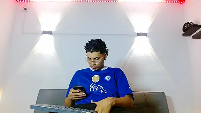 Snapshot of Br4ndxpimm chatting on 01-10-26, 12:34 Br4ndxpimm online show from 01-10-26, 12:34