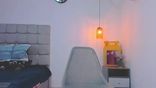 Snapshot of Br4ndxpimm chatting on 02-12-26, 06:03 Br4ndxpimm online show from 02-12-26, 06:03