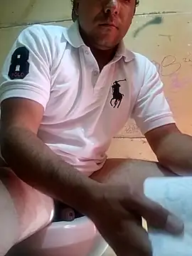 Snapshot of chinoxxx chatting on 12-21-25, 09:33 chinoxxx online show from 12-21-25, 09:33