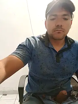 Snapshot of chinoxxx chatting on 02-23-26, 10:07 chinoxxx online show from 02-23-26, 10:07