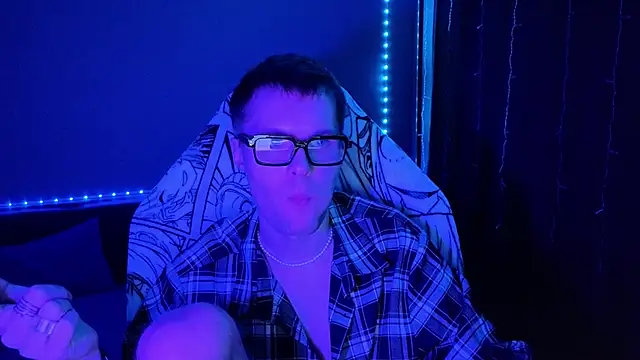 Leonnextdoor online show from 01-16-25, 11:04