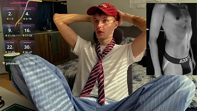 Leonnextdoor online show from 03-10-26, 08:52