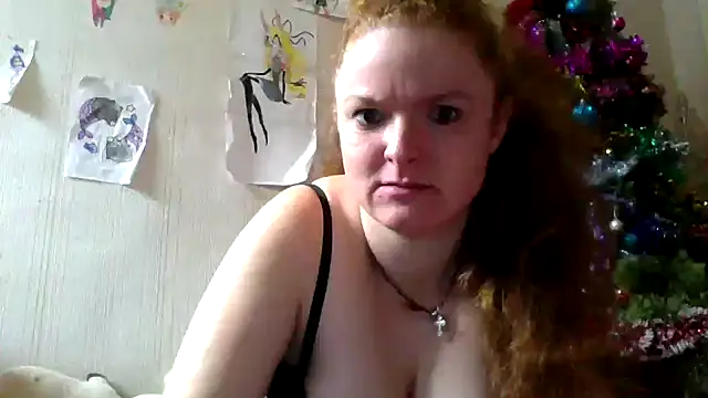 Snapshot of Rae_Jeannie chatting on 12-22-25, 07:49 Rae Jeannie online show from 12-22-25, 07:49