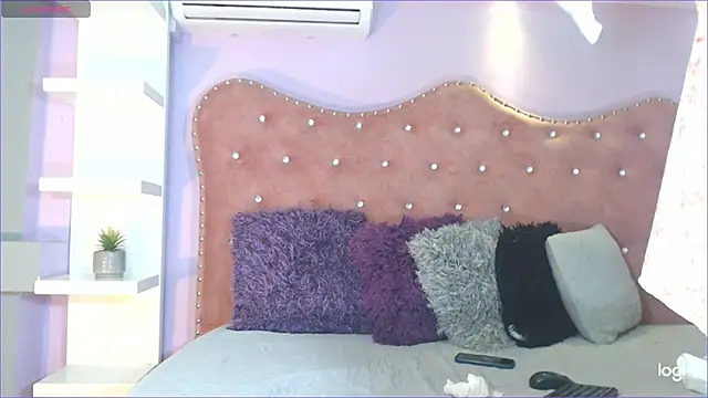 Snapshot of Annabelle-Villareal chatting on 02-04-25, 07:55 Annabelle-Villareal online show from 02-04-25, 07:55